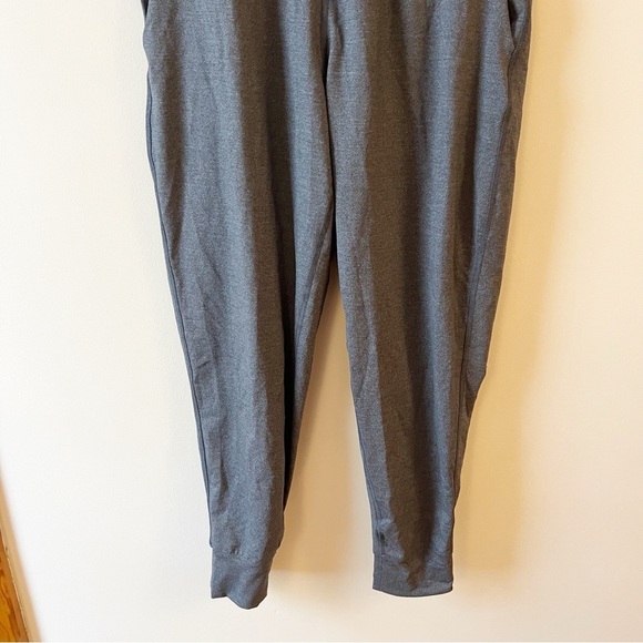 Under Armour UA Meridian Women's Joggers Gray NEW Size Medium Athletic - Picture 3 of 10